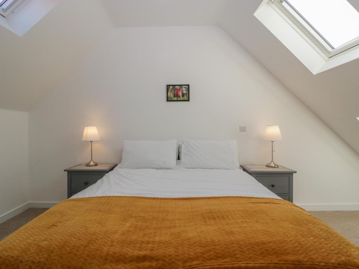 3 The Vaults Apartment กลาสตันเบอรี ภายนอก รูปภาพ